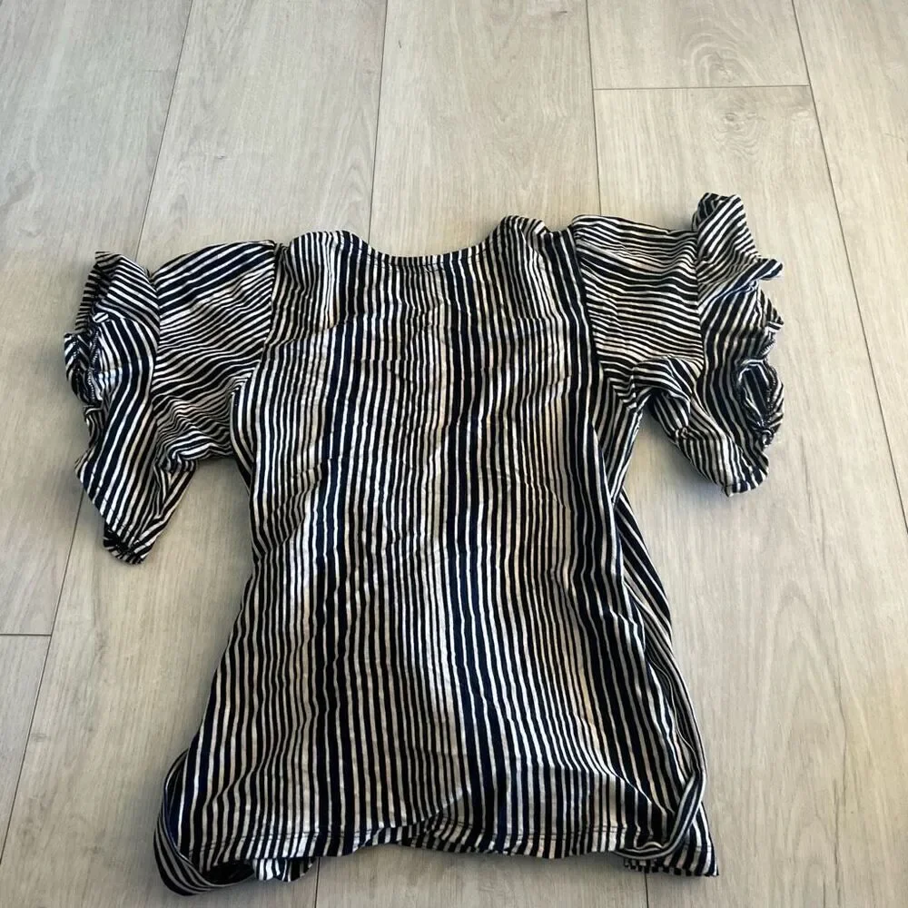 Free People Wrapped Around My Finger Knit Top size xs